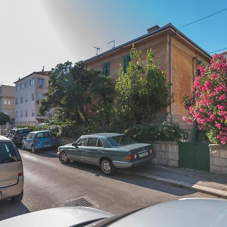 Palm Garden Apartment In Center With Big Terrace Split Extérieur photo