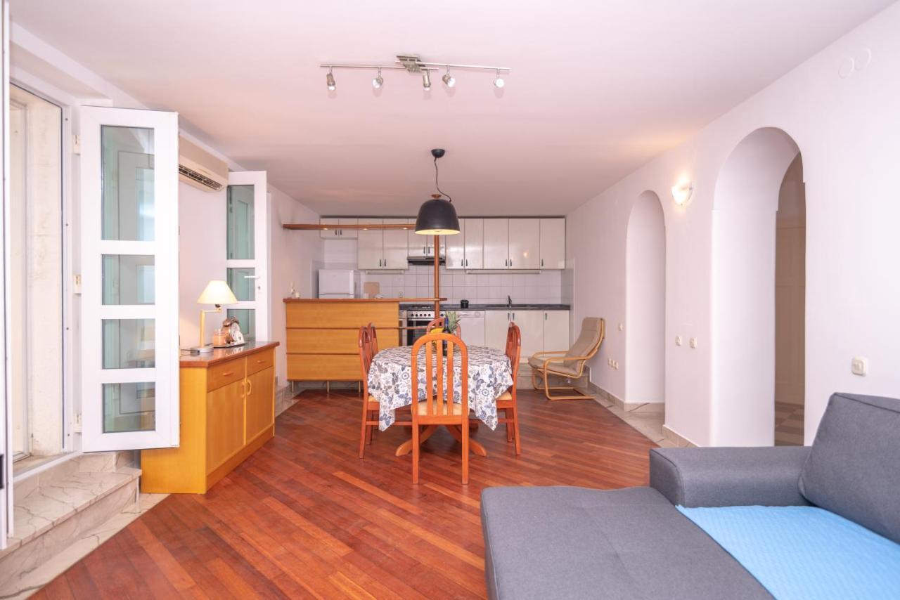 Palm Garden Apartment In Center With Big Terrace Split Extérieur photo
